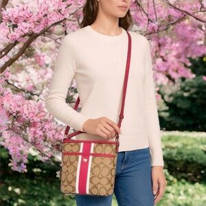 Coach Hamptons Weekend Signature Stripe Tote Khaki Berry Pink Y2K Shoulder Bag